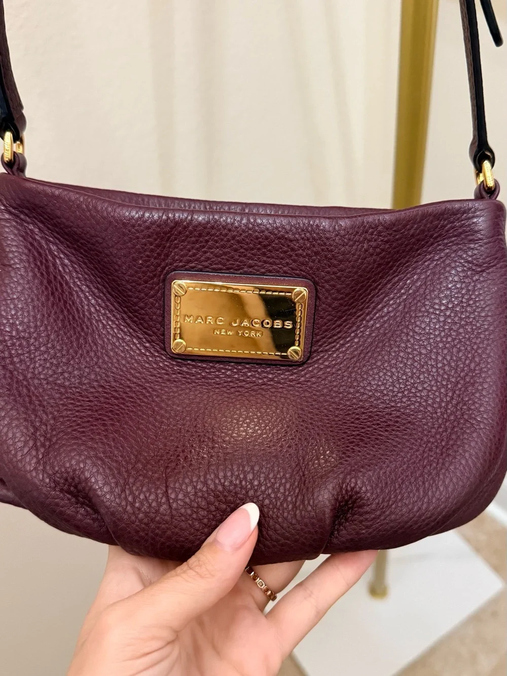 Marc Jacobs compact marc